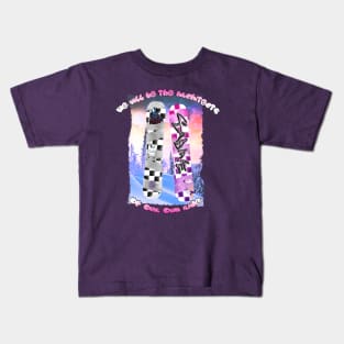 MERCH SW: Sabine W. Architect Snowboards (Snow Scene Bckgrd) Kids T-Shirt